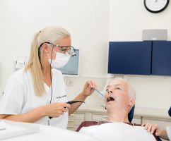 Zahnarztpraxis Dr. med. dent. Nina Lange Bad Homburg, Ober Eschbach